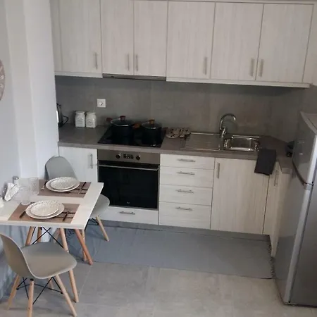 Museum Neighborhood Sevasti דירה *